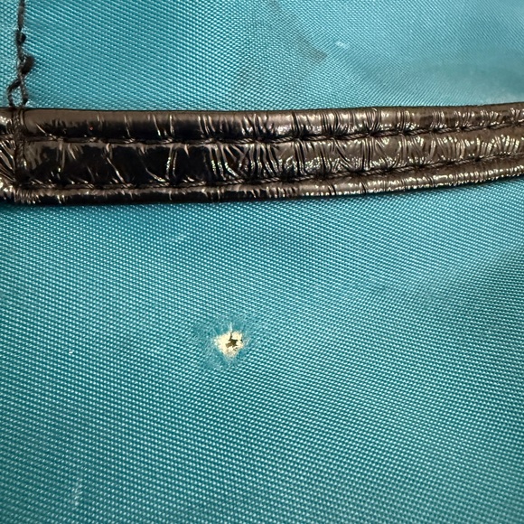 Guess Weekender - Picture 5 of 7